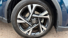 Toyota C-HR 1.8 Hybrid Design 5dr CVT Hybrid Hatchback